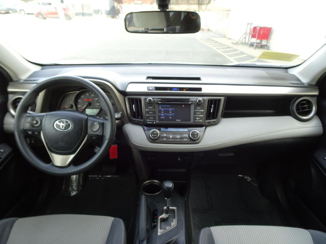 Used 2014 Toyota RAV4 XLE image 15
