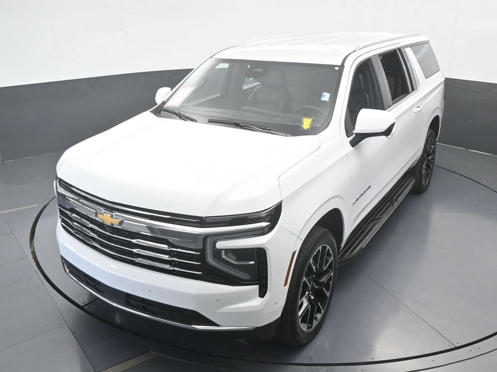 Used 2025 Chevrolet Suburban LT RWD image 58