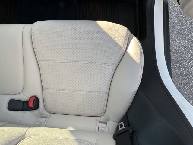 Certified 2024 Mercedes-Benz GLC 300 4MATIC image 30