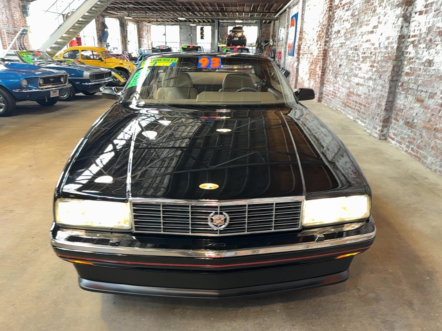 Used 1993 Cadillac Allante FWD image 10