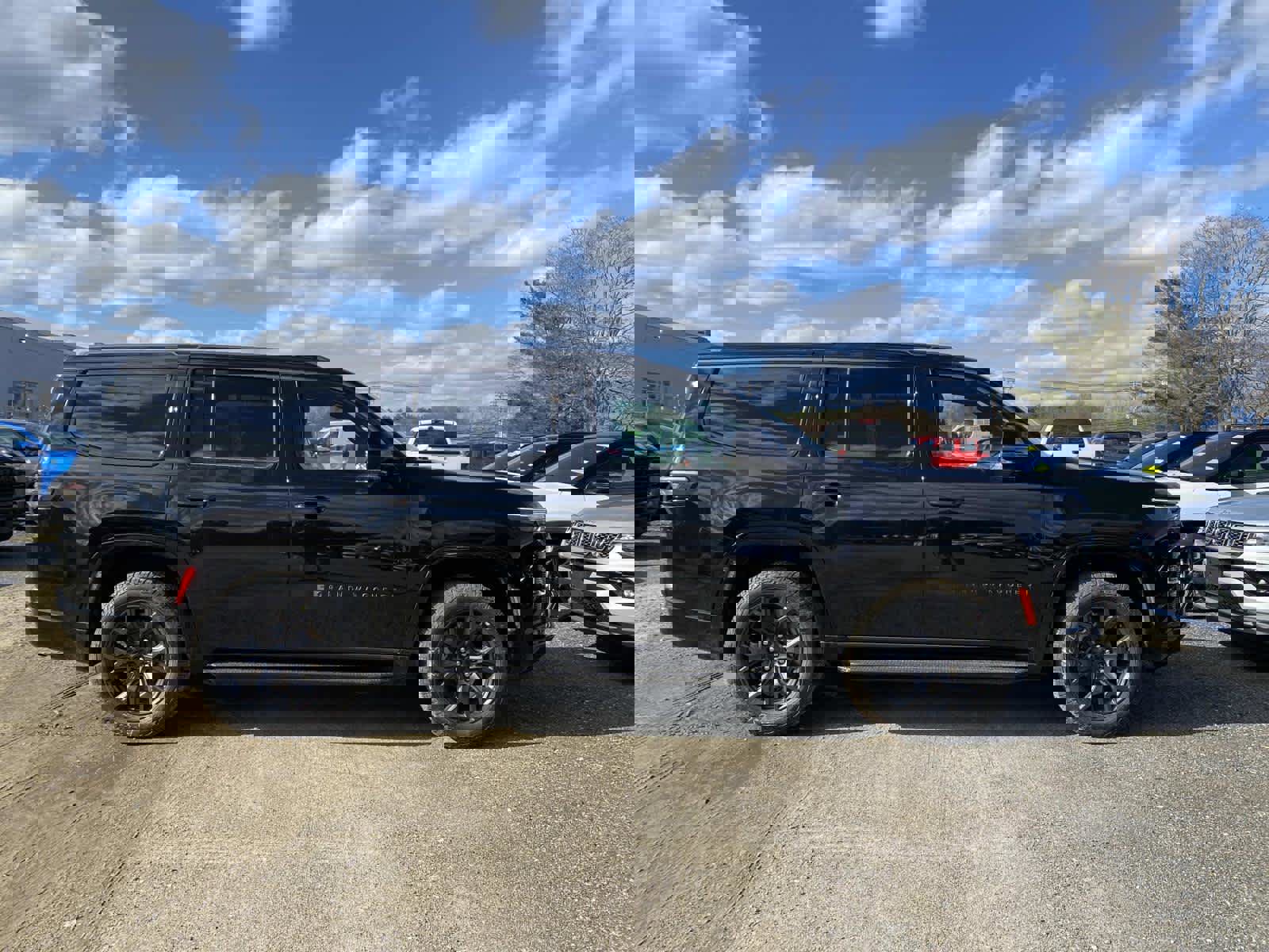 New 2026 Jeep Grand Wagoneer 4WD image 2