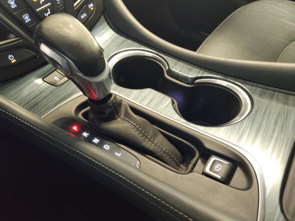 Used 2020 Buick Envision Essence image 26