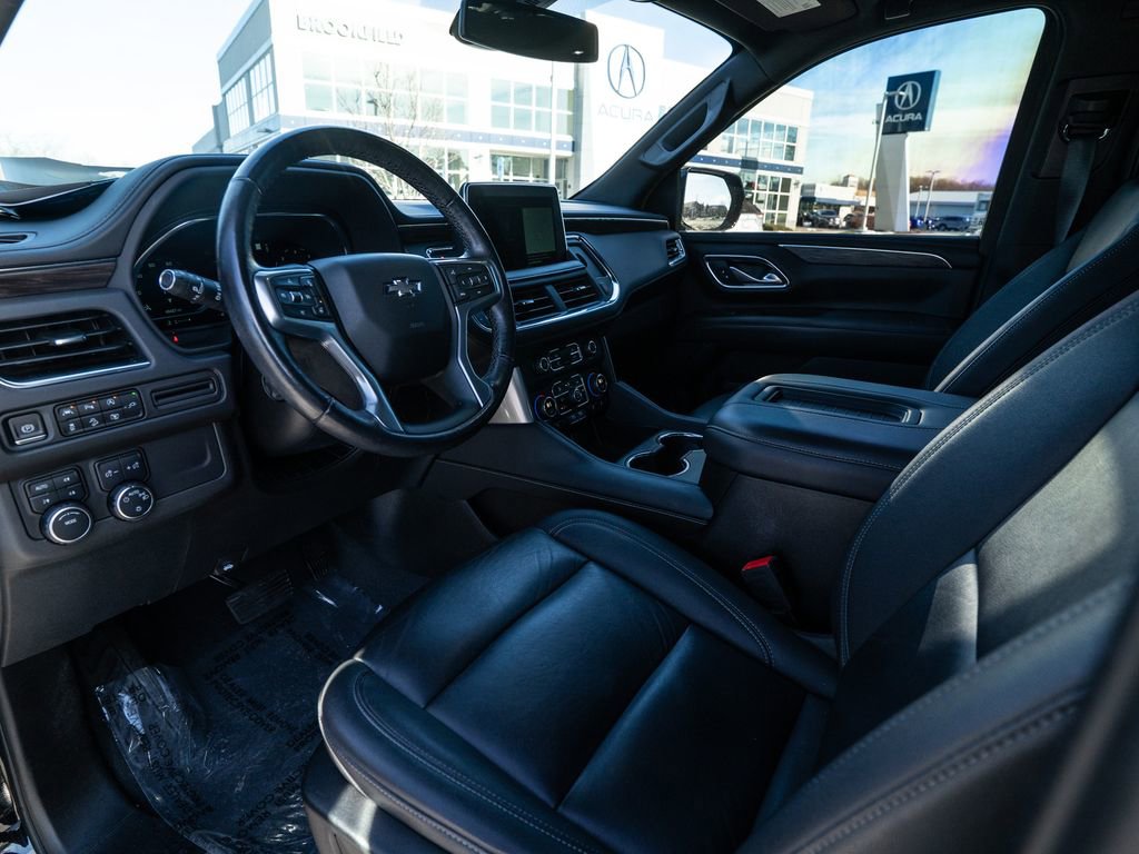 Used 2022 Chevrolet Tahoe Z71 w/ Luxury Package image 17