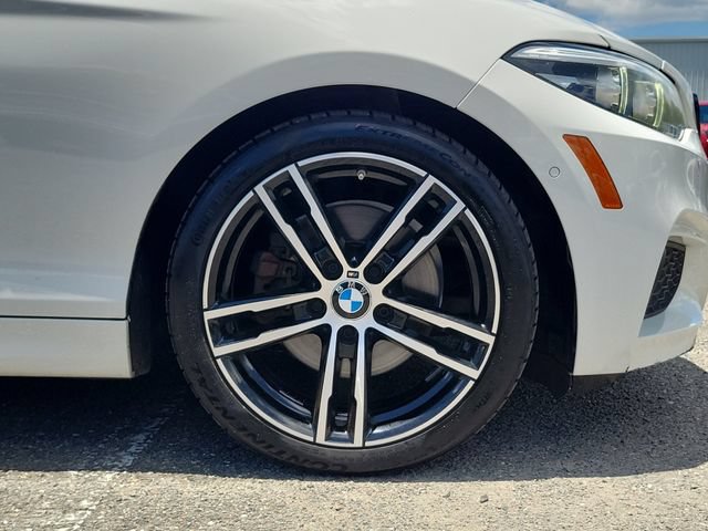 Used 2020 BMW 230i Coupe w/ M Sport Package RWD image 6
