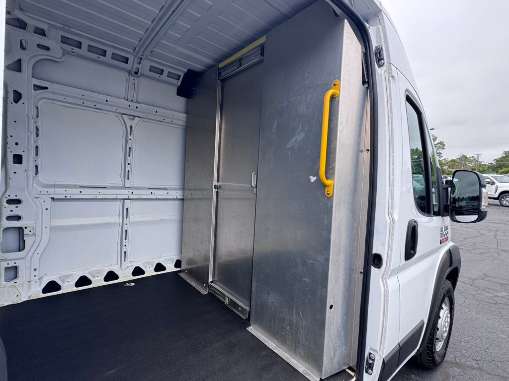 Used 2022 RAM ProMaster 1500 w/ Convenience Group FWD image 14