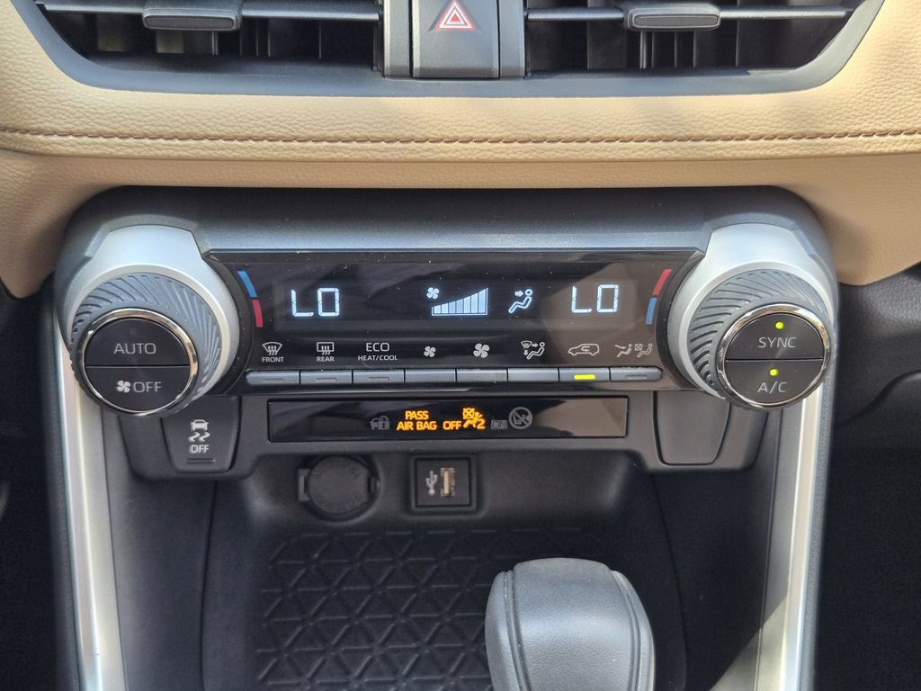Used 2023 Toyota RAV4 XLE w/ Convenience Package AWD/4WD image 16