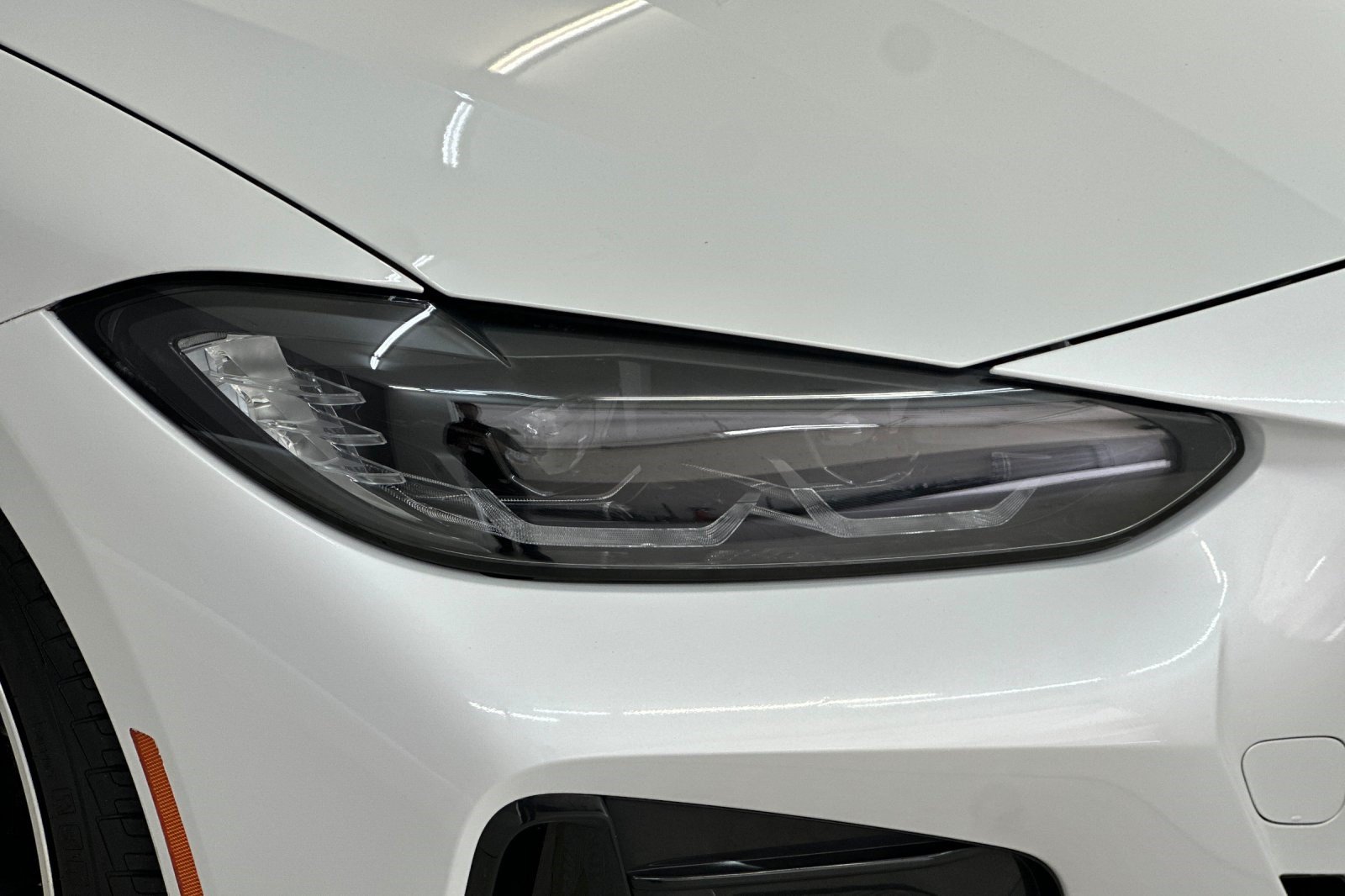 Certified 2023 BMW 430i Convertible w/ M Sport Package RWD image 11