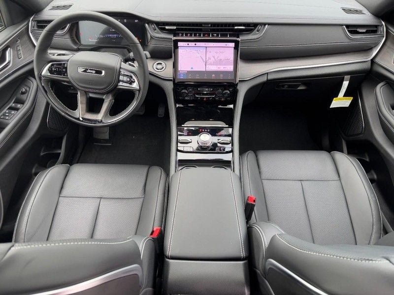 New 2025 Jeep Grand Cherokee L Overland w/ Advanced Protech Group III AWD/4WD image 7