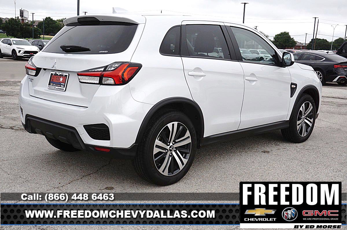 Used 2025 Mitsubishi Outlander Sport AWD image 39
