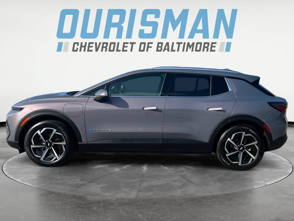 Used 2026 Chevrolet Equinox EV LT FWD image 3