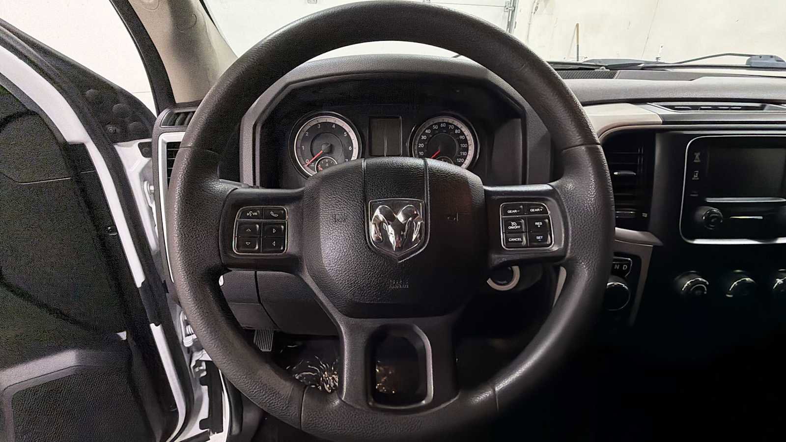Used 2019 RAM 1500 Classic SLT AWD/4WD image 16
