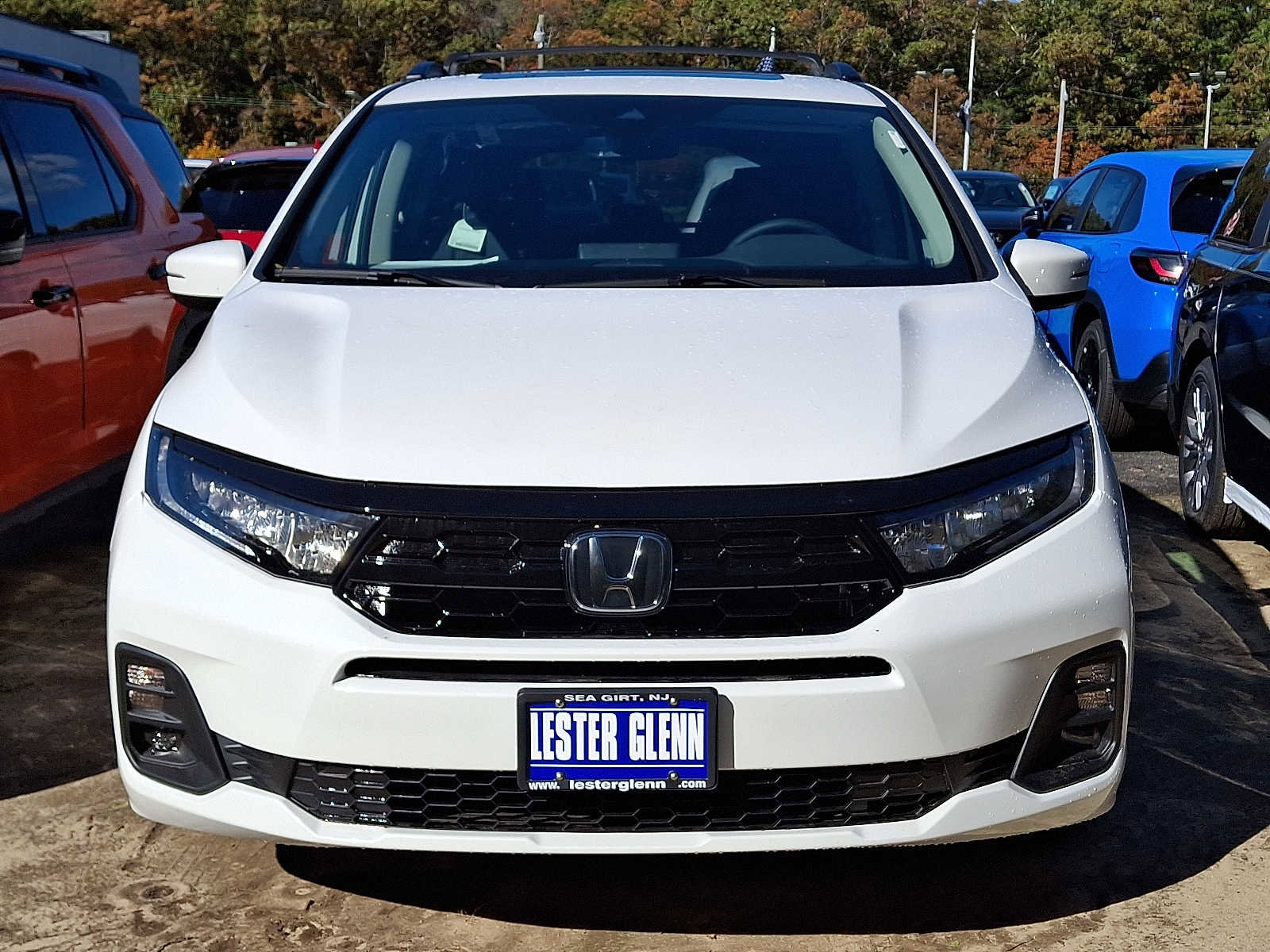 New 2026 Honda Odyssey Touring image 2