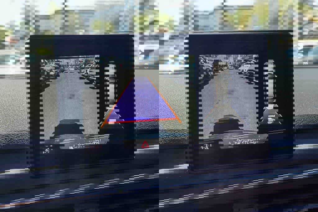 Used 2019 Audi A4 2.0T Premium w/ Convenience Package image 21