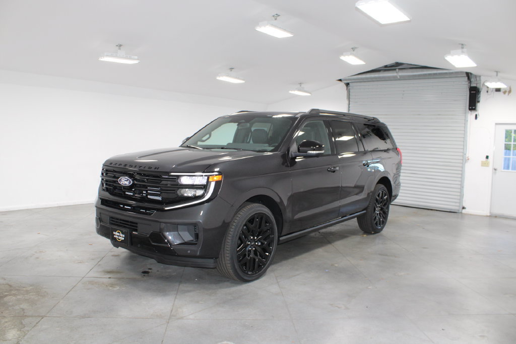 New 2027 Ford Expedition Max Platinum w/ Stealth Performance Package AWD/4WD image 3