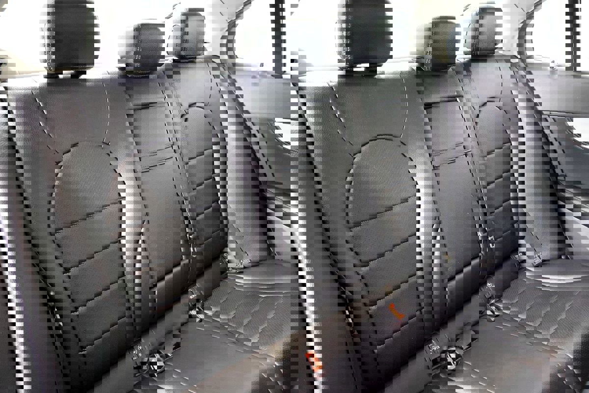 Used 2015 Mercedes-Benz C 300 Sport image 55