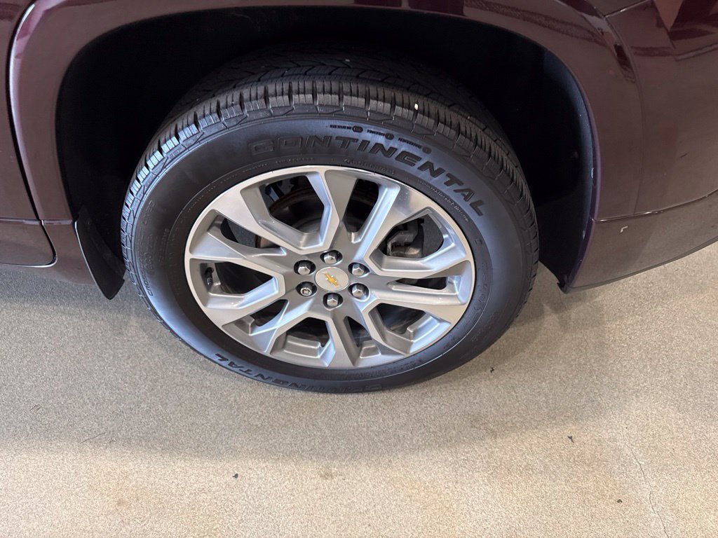 Used 2018 Chevrolet Traverse Premier AWD/4WD image 10