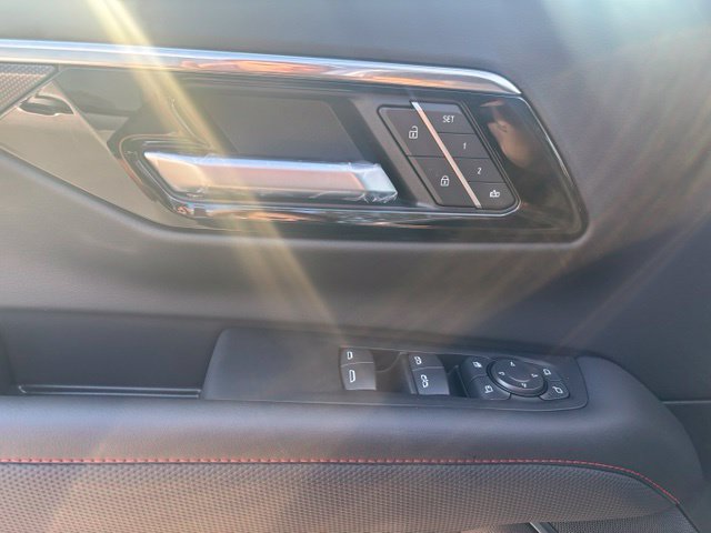 New 2026 Chevrolet Tahoe RST w/ RST Capability Package AWD/4WD image 20