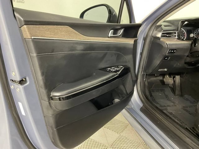 Used 2022 Kia K5 EX FWD image 11
