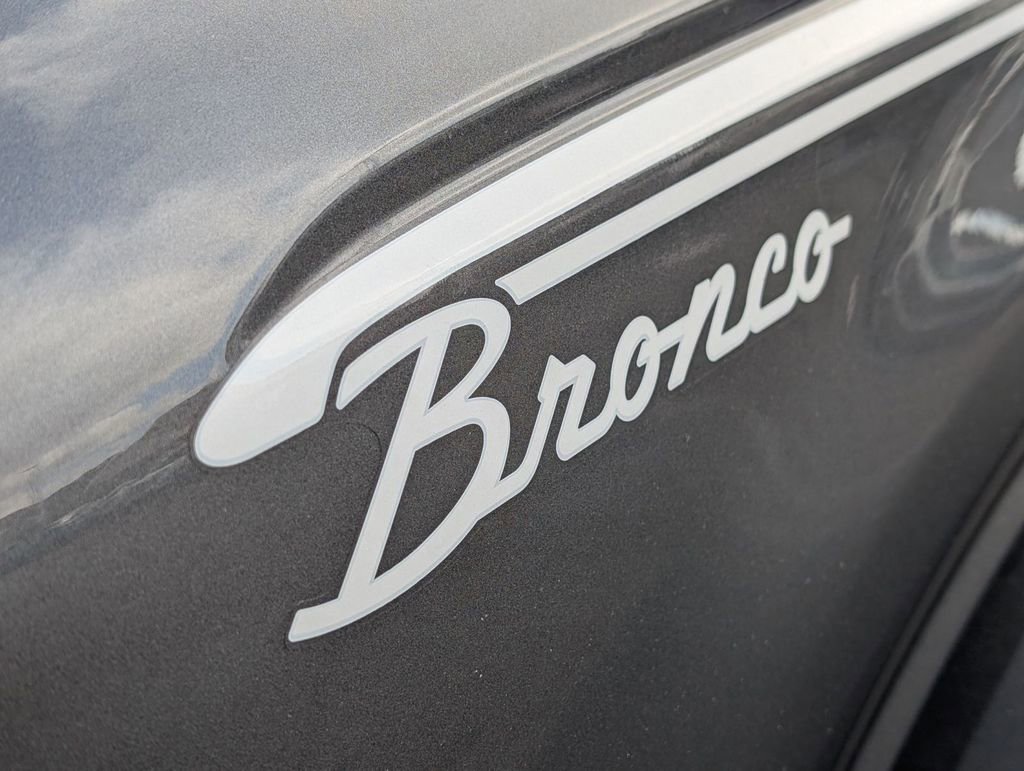 New 2025 Ford Bronco Heritage Edition image 13