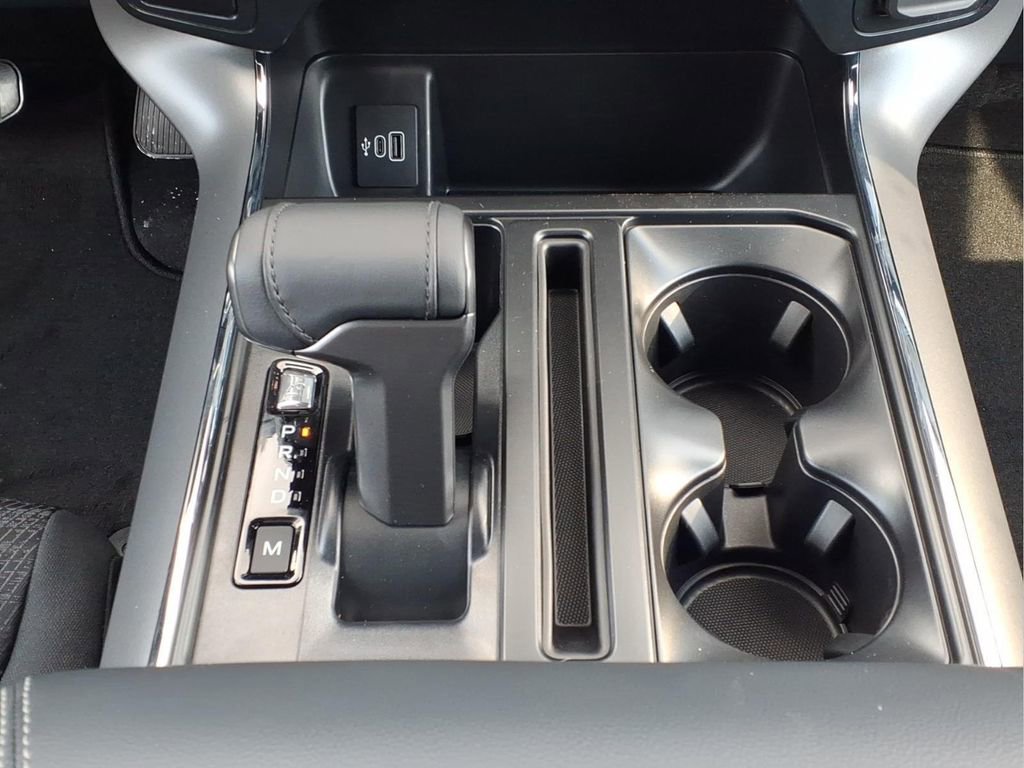 New 2026 Ford F150 XLT w/ Equipment Group 302A MID RWD image 13