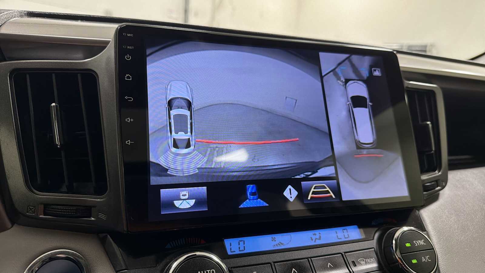 Used 2016 Toyota RAV4 Limited w/ Advanced Technology Package AWD/4WD image 19