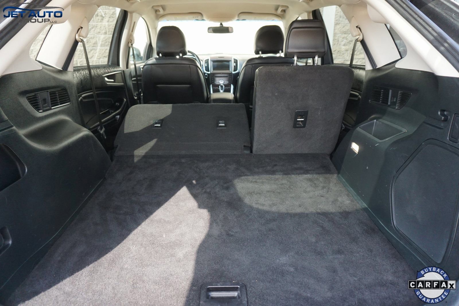 Used 2018 Ford Edge Titanium image 18