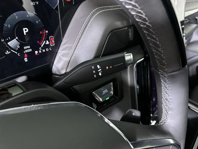 New 2026 GMC Yukon Elevation w/ Elevation Premium Package AWD/4WD image 17