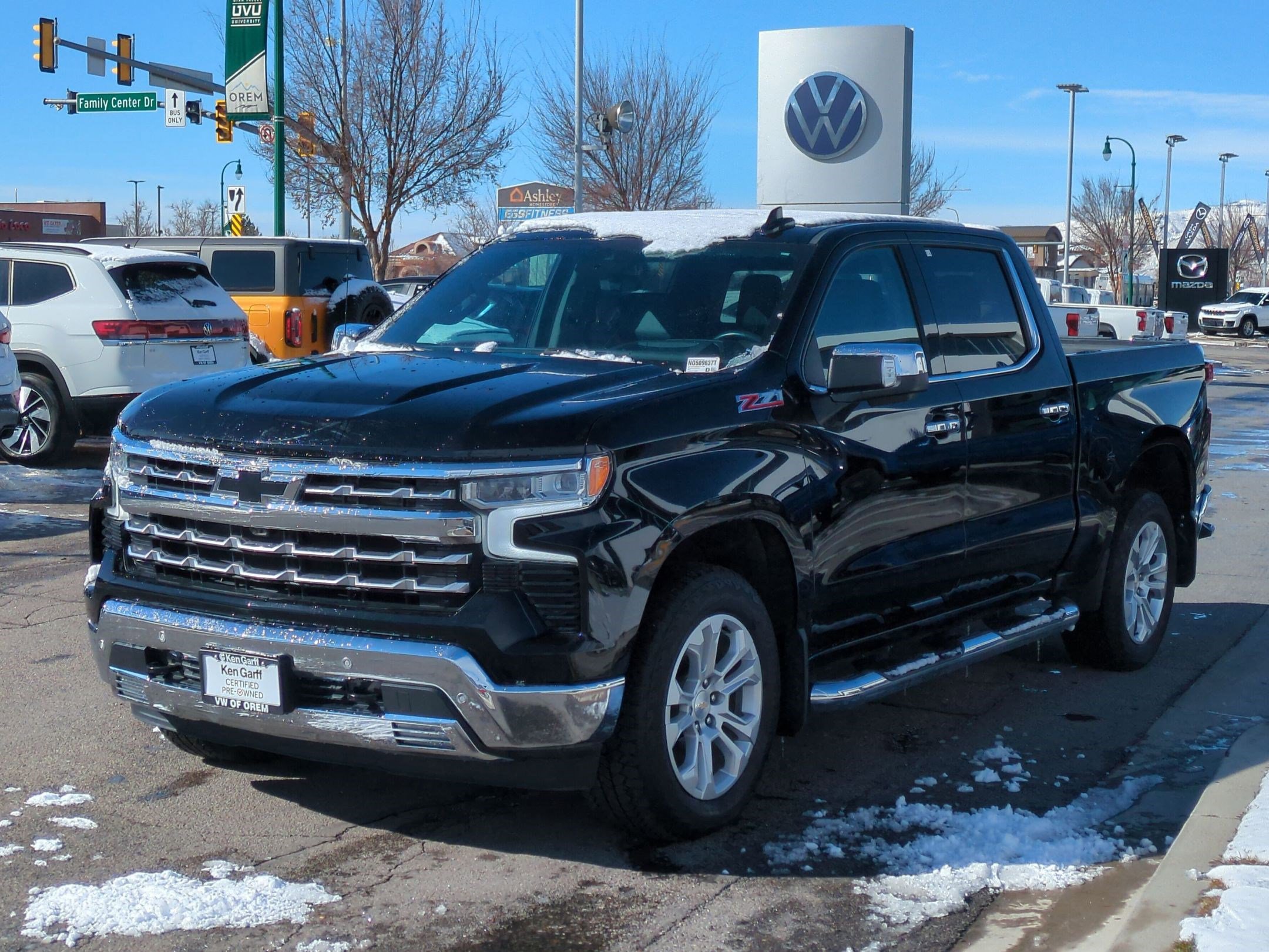 Used 2022 Chevrolet Silverado 1500 LTZ w/ LTZ Premium Package image 11
