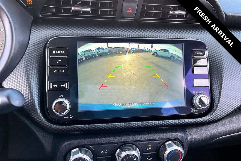 Used 2023 Nissan Kicks SV image 14