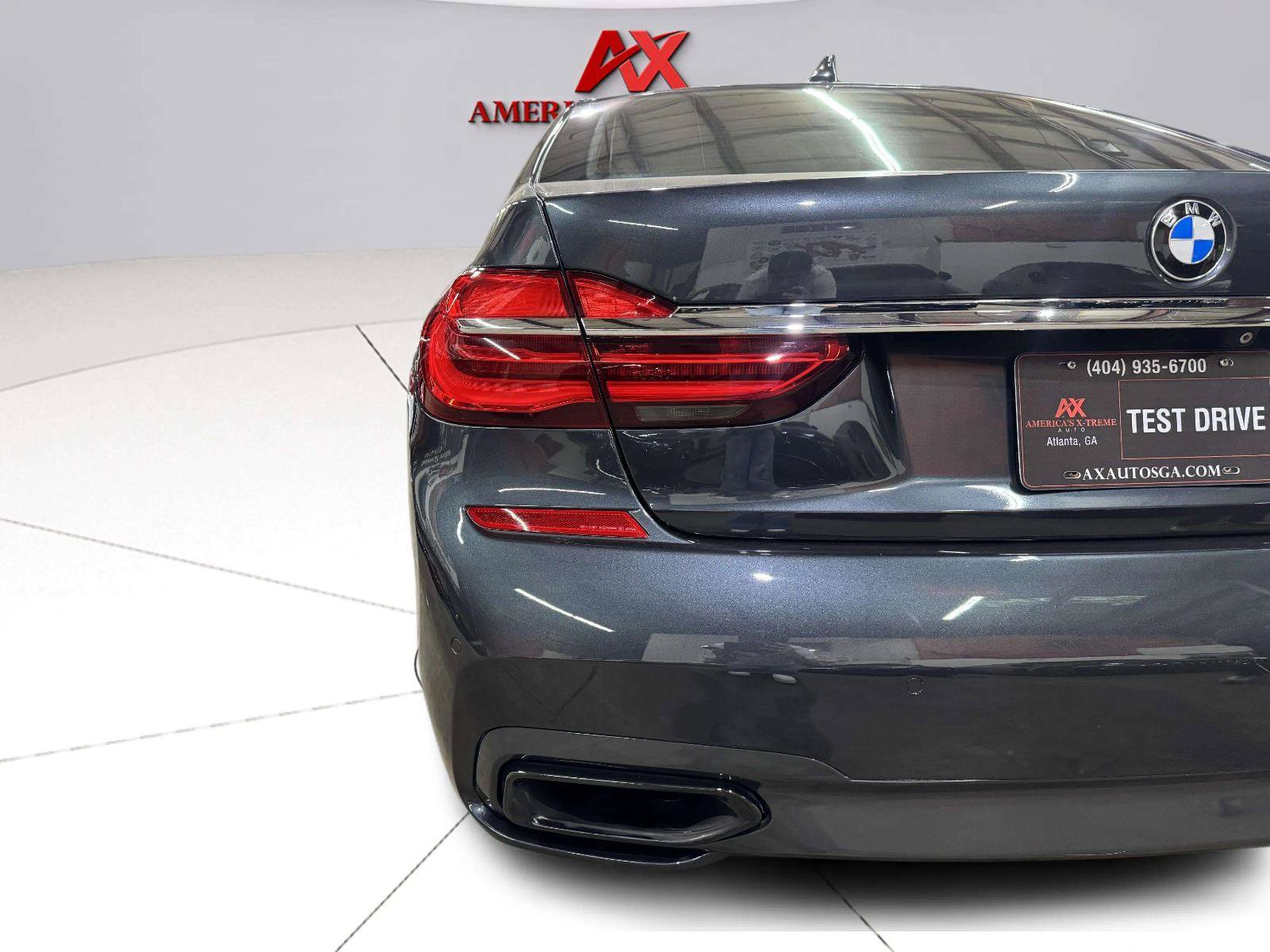 Used 2016 BMW 750i RWD image 13