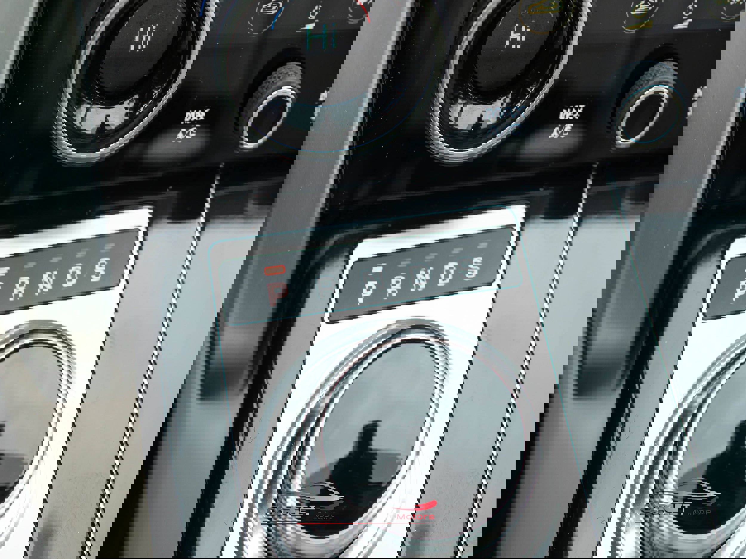 Used 2020 Land Rover Range Rover Long Wheelbase HSE image 37