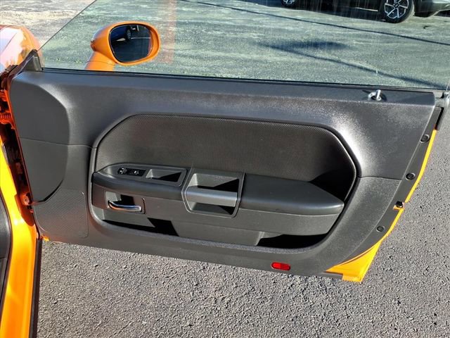 Used 2014 Dodge Challenger R/T RWD image 24