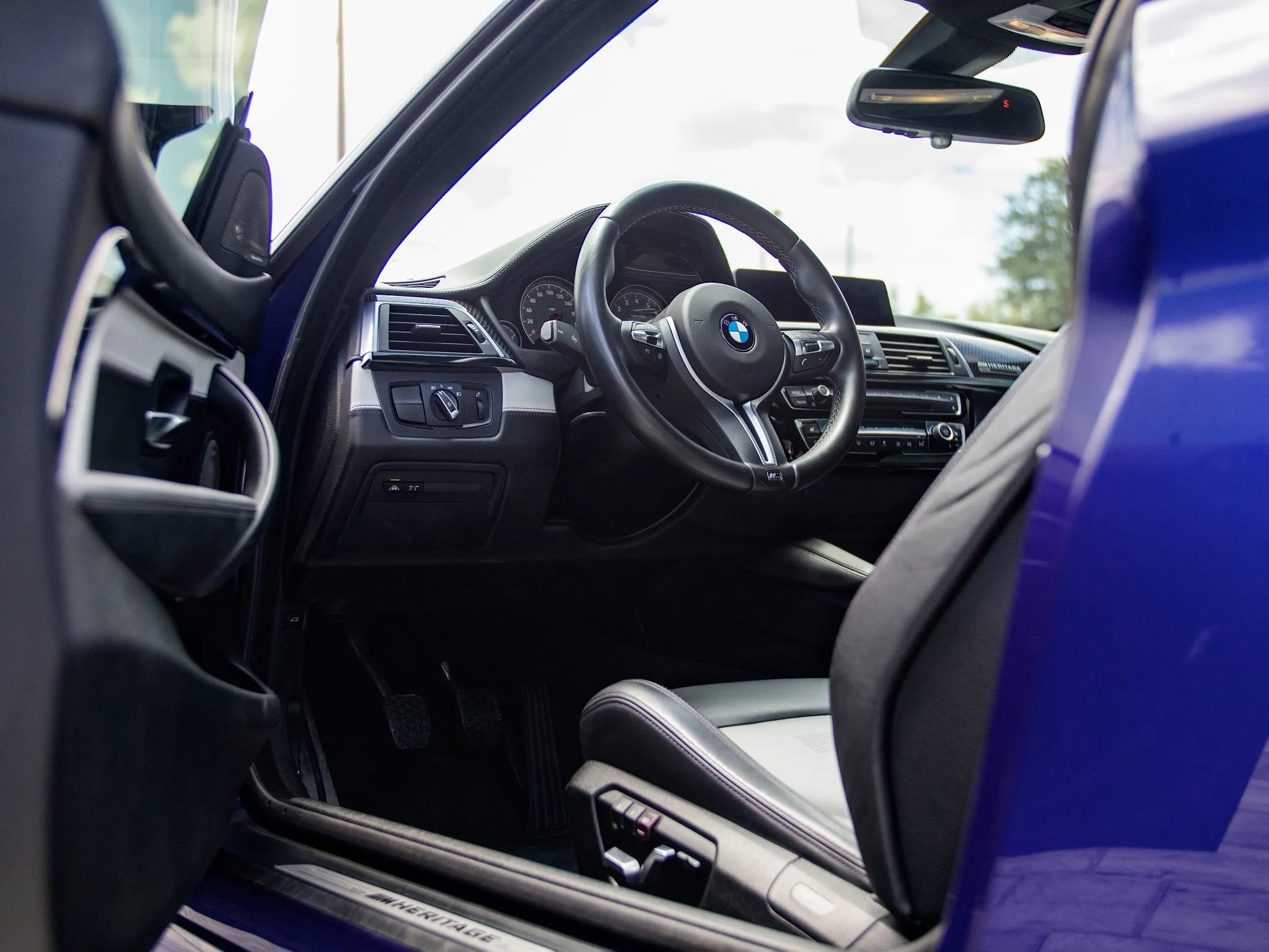 Used 2020 BMW M4 Coupe RWD image 29
