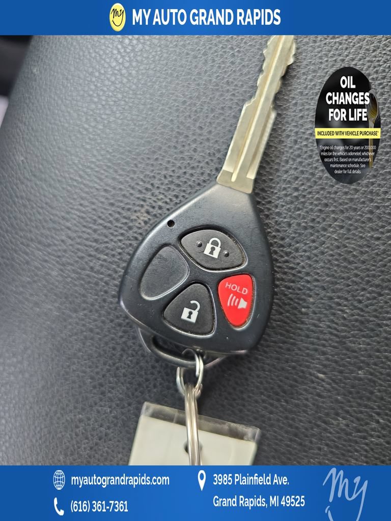 Used 2017 Toyota 4Runner TRD Off-Road Premium AWD/4WD image 34