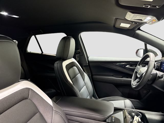 New 2026 Chevrolet Blazer EV LT AWD/4WD image 32