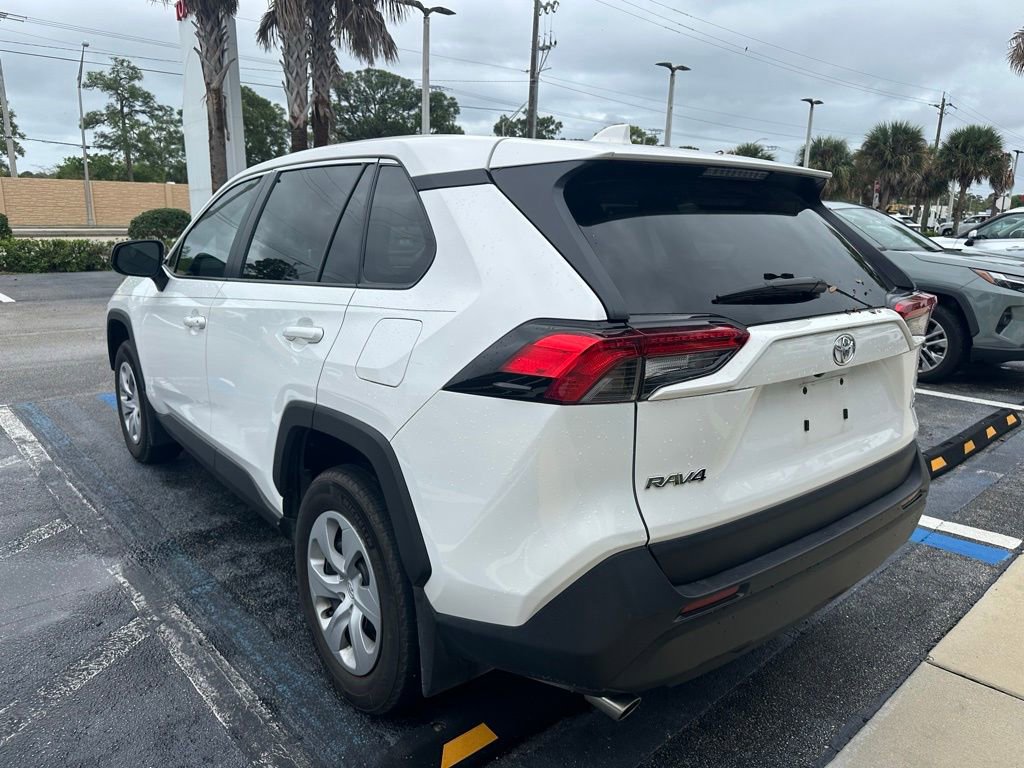 Used 2024 Toyota RAV4 LE image 6