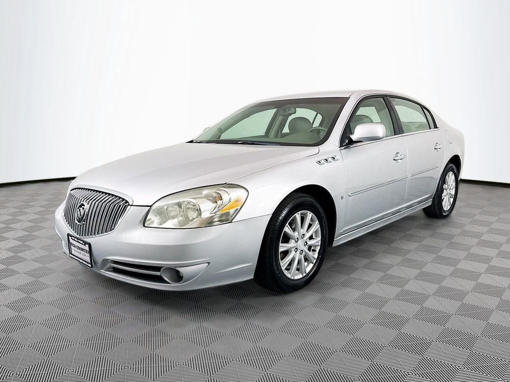 Used 2010 Buick Lucerne CXL FWD image 3