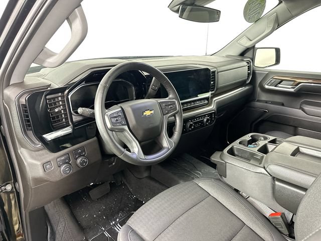 Used 2024 Chevrolet Silverado 1500 LT AWD/4WD image 18