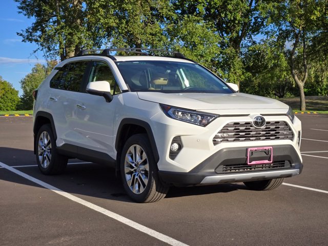 Used 2019 Toyota RAV4 Limited w/ Cold Weather Package AWD/4WD image 4
