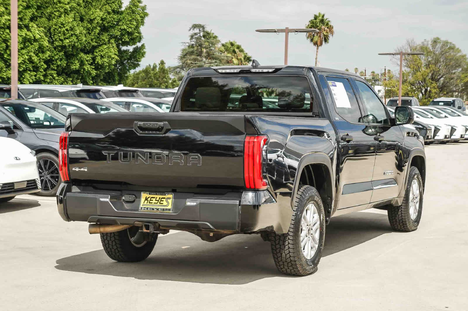 Used 2024 Toyota Tundra SR5 AWD/4WD image 4