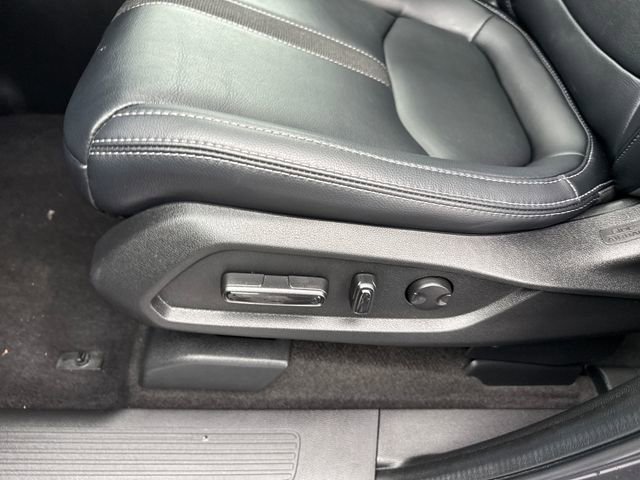 Certified 2023 Honda Pilot Touring image 12