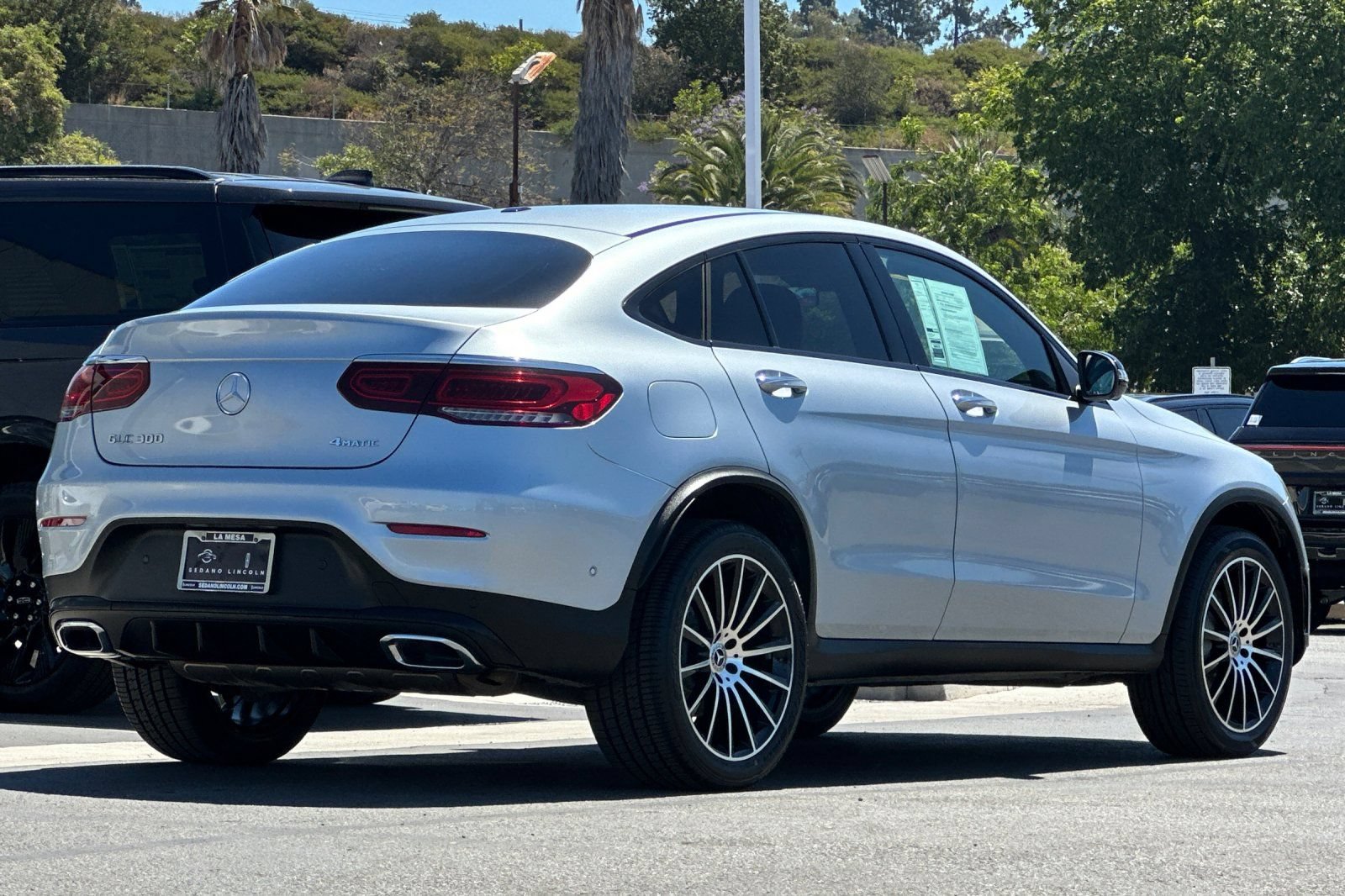 Used 2021 Mercedes-Benz GLC 300 4MATIC Coupe image 3