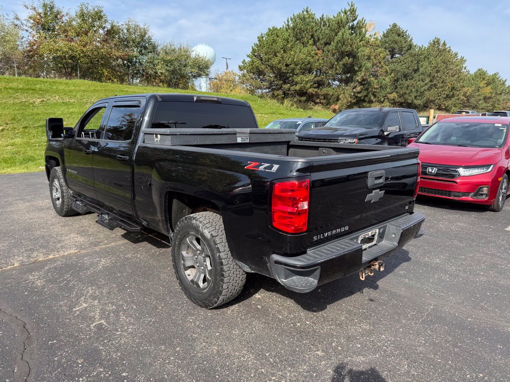 Used 2018 Chevrolet Silverado 1500 LT w/ All Star Edition AWD/4WD image 2