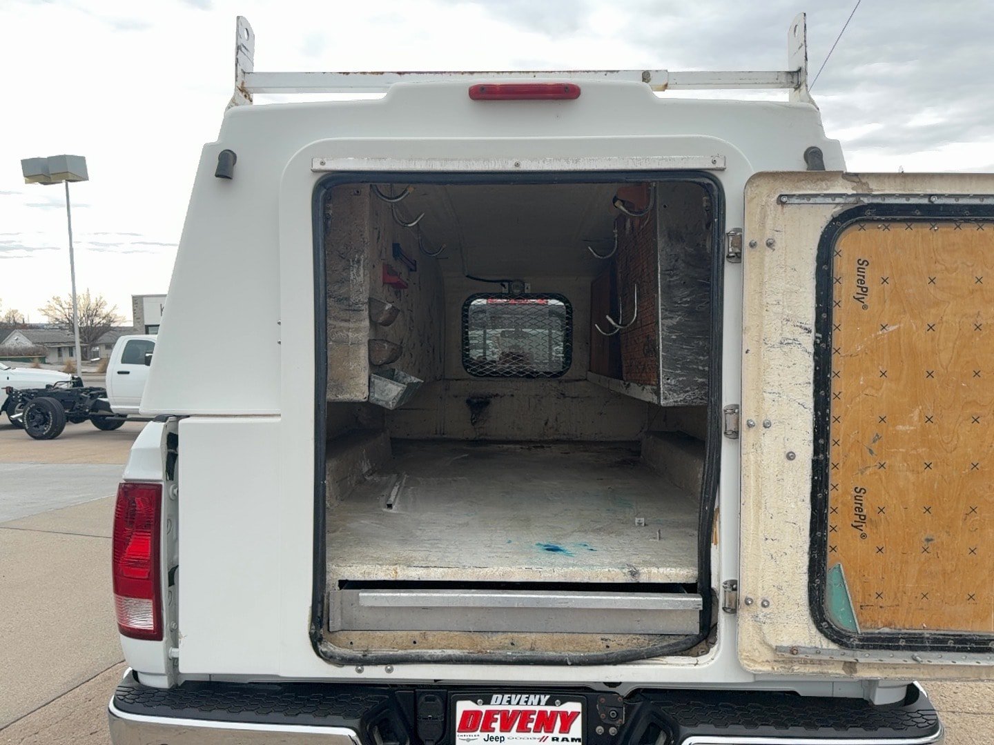 Used 2011 RAM 2500 Laramie w/ Protection Group AWD/4WD image 8