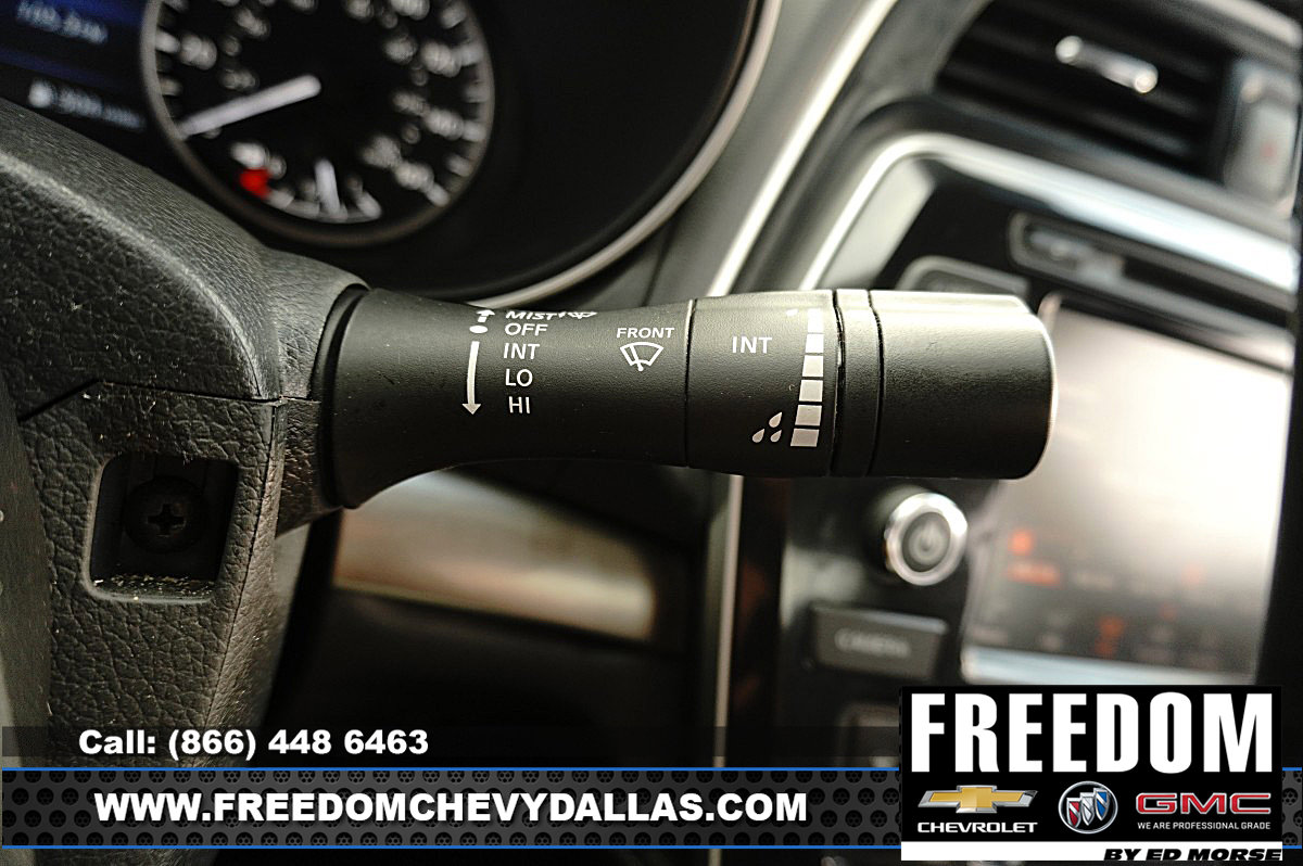 Used 2022 Nissan Maxima SV w/ Floor Mat Group FWD image 27