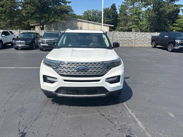 Used 2022 Ford Explorer Limited w/ Equipment Group 301A AWD/4WD image 3
