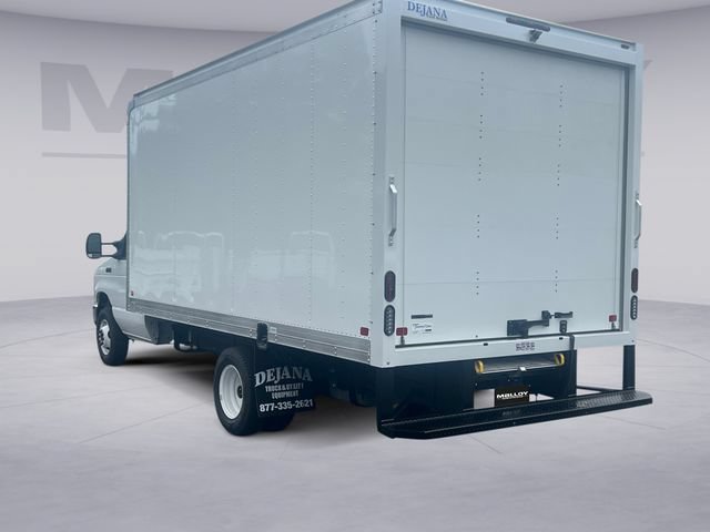 New 2027 Ford E-350 and Econoline 350 Super Duty w/ Power Equipment Group RWD image 3