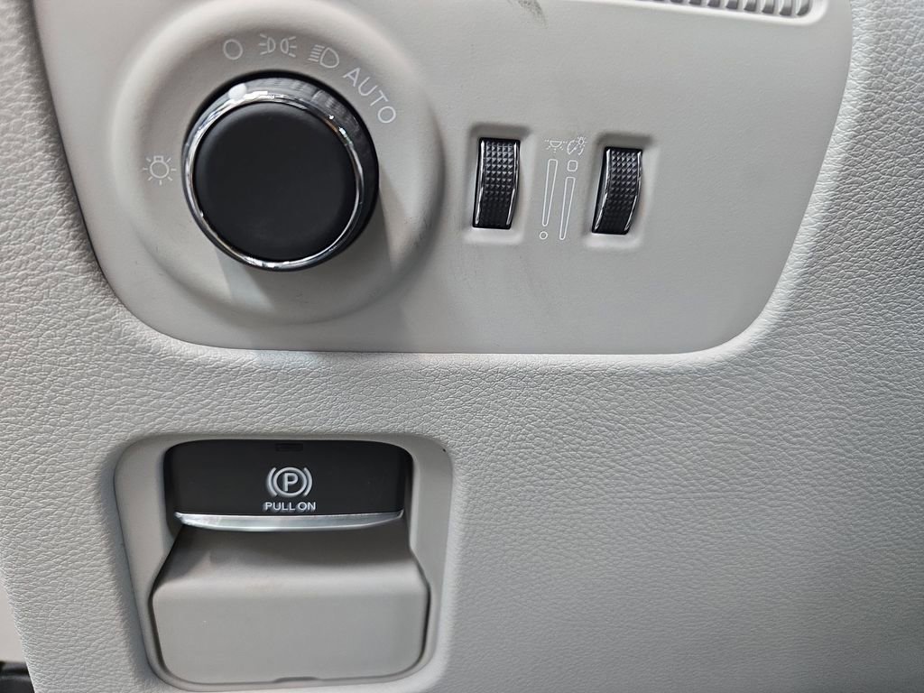 New 2026 Jeep Grand Wagoneer Summit AWD/4WD image 26