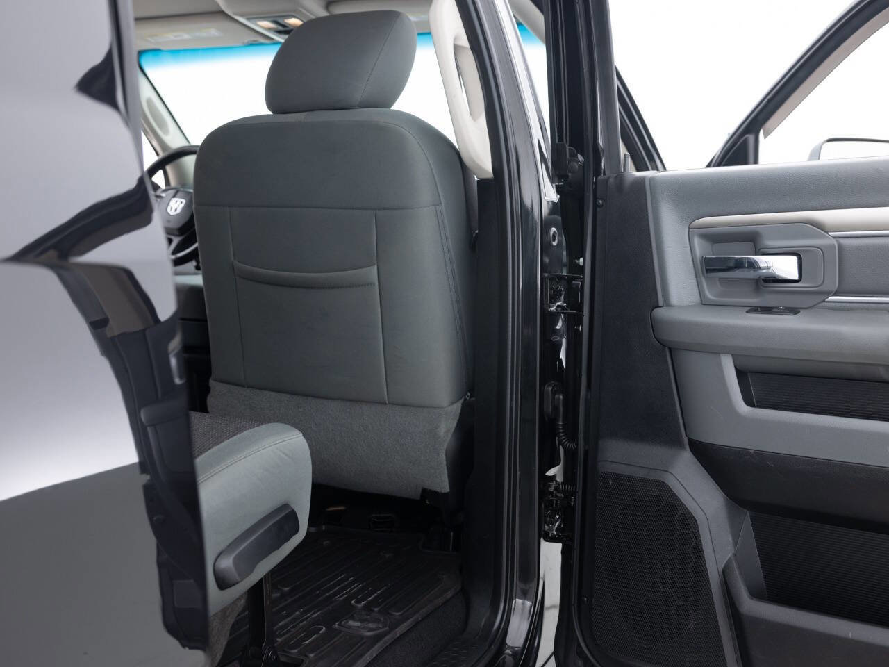 Used 2016 RAM 2500 Lone Star image 34