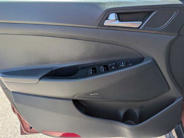 Used 2019 Hyundai Tucson Limited AWD/4WD image 16